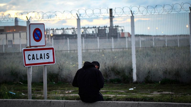 Además de la frontera irlandesa, otro de los puntos calientes del Brexit será el Canal de la Mancha. Los campos de refugiados en Calais están desmantelados, pero durante este año ha aumentado el número de personas que intentan cruzar el canal de form