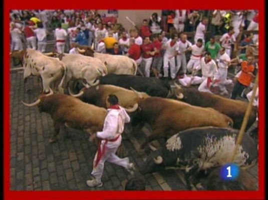 San Fermín - Carrera espectacular en Estafeta