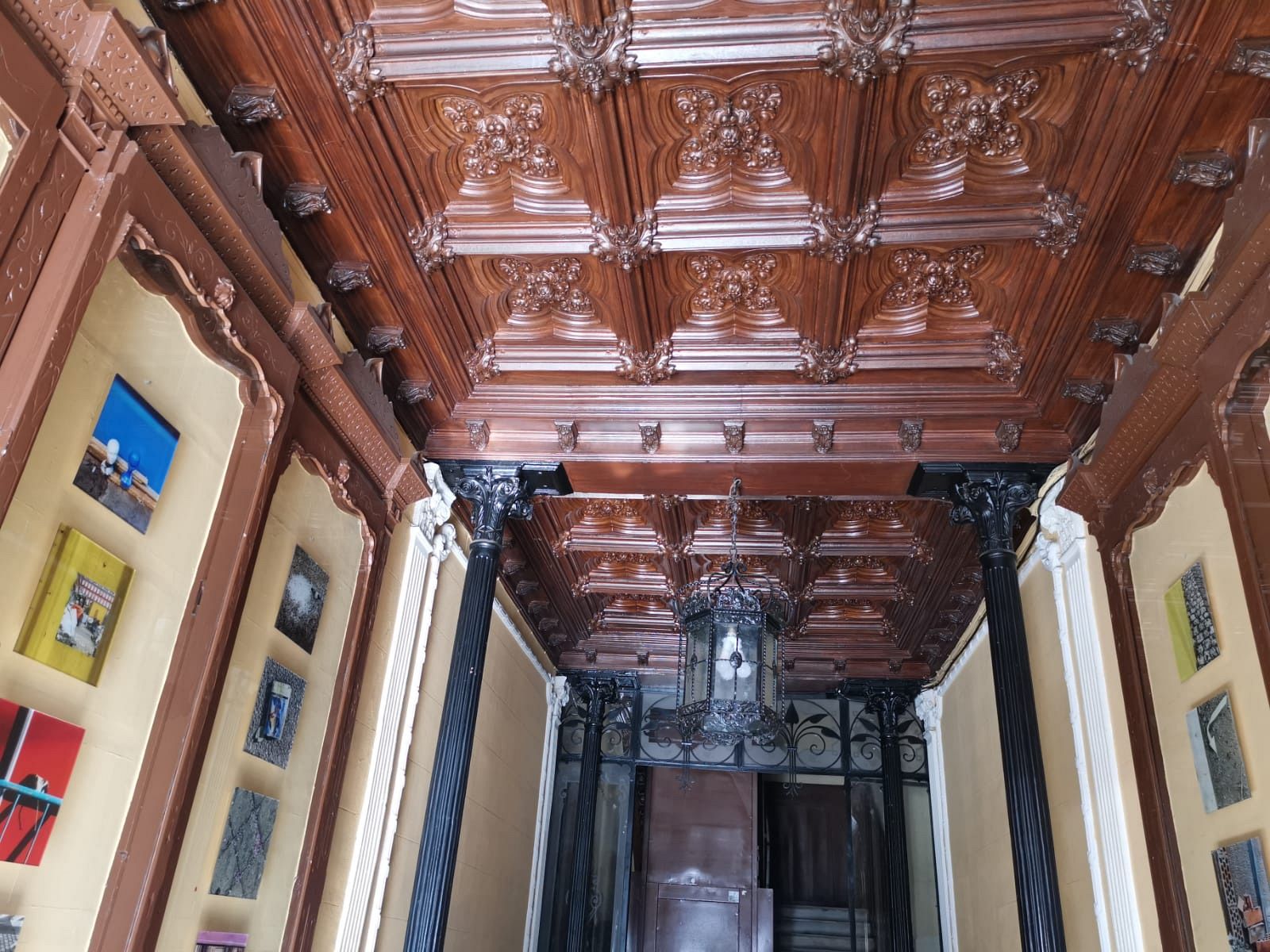 La galería más pequeña de Madrid: Poko Espacio - España Directo | Ver