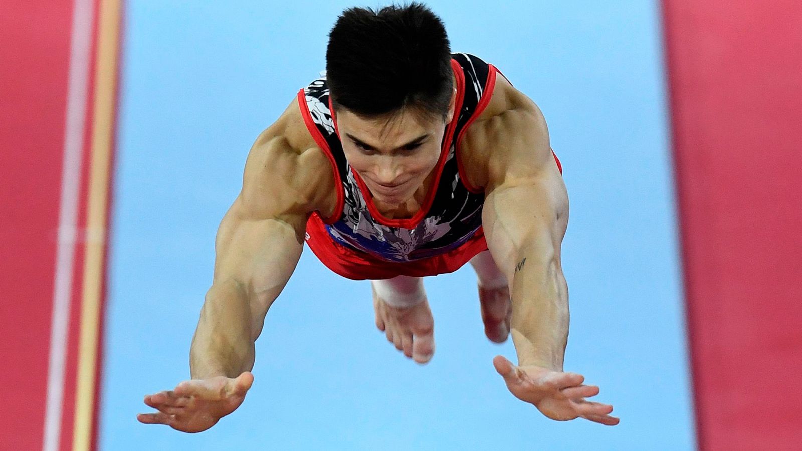 Nagornyy, campeón del mundo de salto en Stuttgart 2019