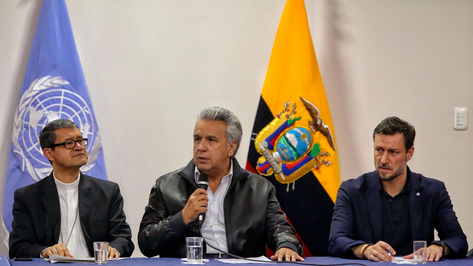 Ecuador | El movimiento indígena pide a Moreno anular el decreto 883 o seguirán con la movilización - RTVE.es