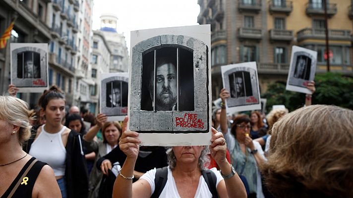 Cortes de calles en Barcelona y de carreteras en Cataluña en protesta por la sentencia del 'procés'