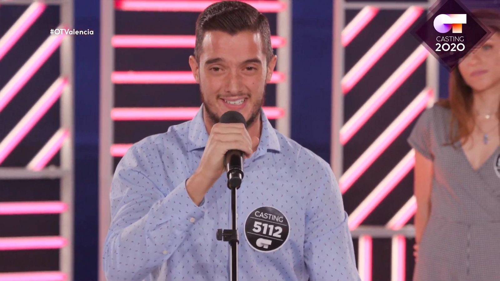 Javier Navarro canta 'Mi marciana' en la fase 2 del casting de Valencia