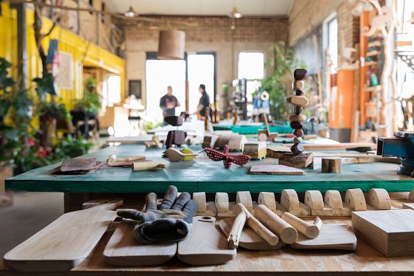 España Directo - ¿Cómo trabaja una fábrica de juguetes?