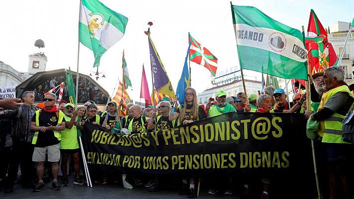 Los pensionistas se concentran en la Puerta del Sol