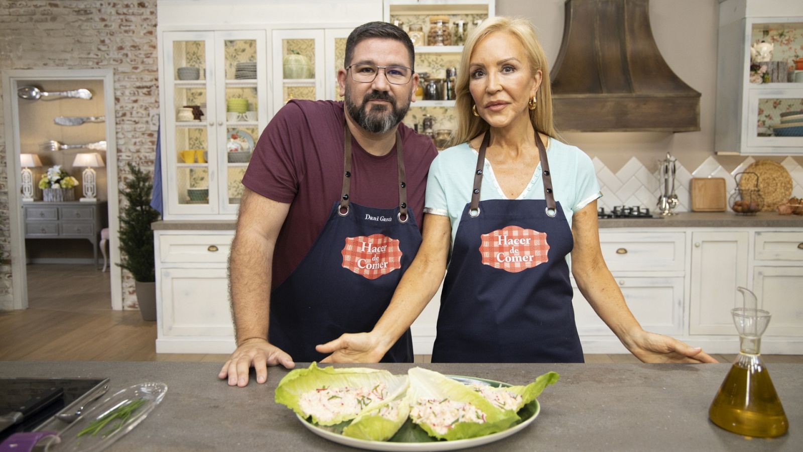 Hacer de comer - Guiso de liebre y ensalada de cangrejo - ver ahora