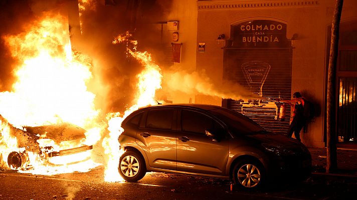 Nueva noche de incidentes violentos en Barcelona