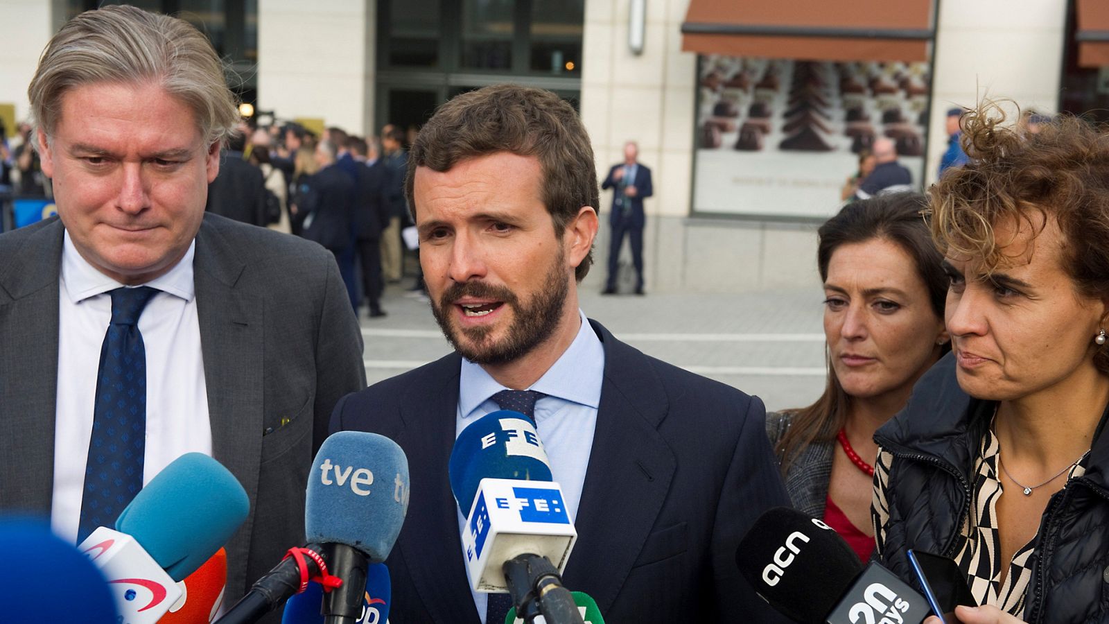 Sentencia 'procés': Casado pide una respuesta "firme" ante las declaraciones de Torra en el Parlament - RTVE.es