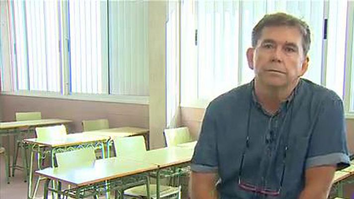 Telediario 1 - El secreto con los alumnos del profesor más querido de Tenerife