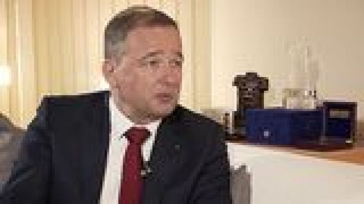 Universo UNED - 25 minutos de conversación con el Exmo. Sr D. Iván Jancarek