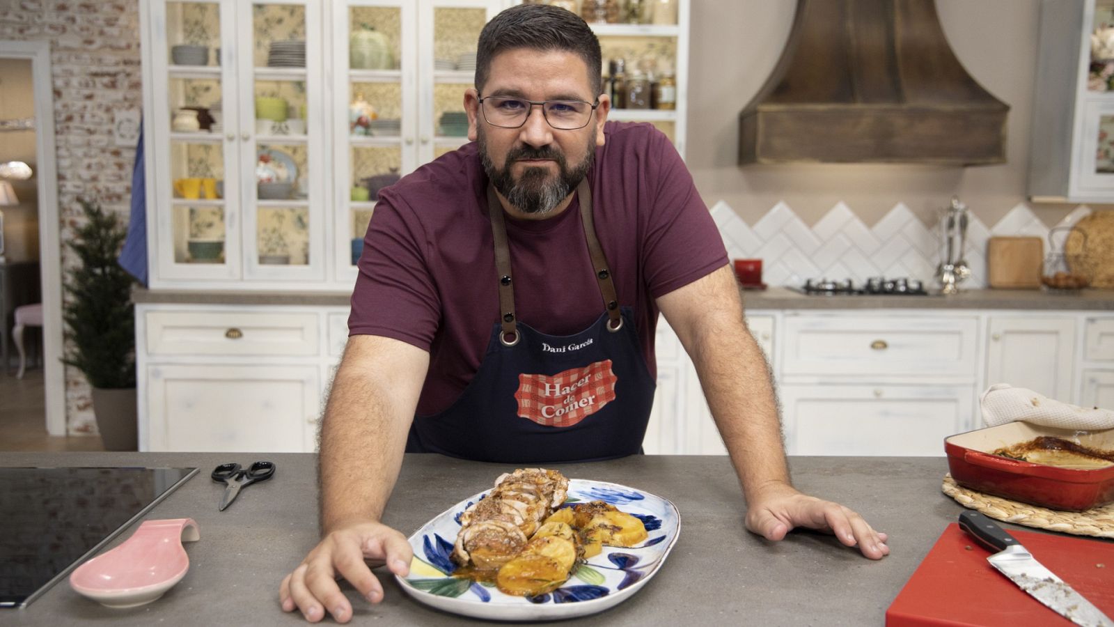 Hacer de comer - Cordero relleno de castañas y charlota de castañas - ver ahora