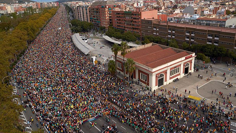 Miles de personas llegan a Barcelona en las "Marchas por la libertad" contra la sentencia del 'procés'
