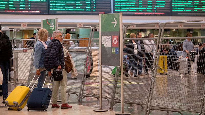 La huelga general en Catalu�a registra un seguimiento desigual, con mayor incidencia en el transporte