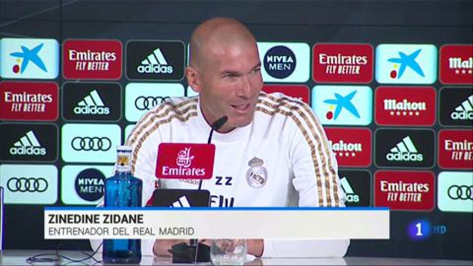 Telediario 1: Zidane: "Tengo mi preferencia, pero jugaremos el Clásico cuando nos digan" | RTVE Play