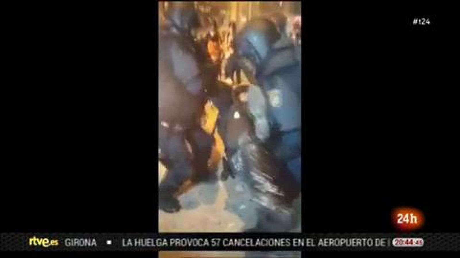 Un policía, inconsciente tras recibir una pedrada en la cabeza de los violentos -RTVE.es