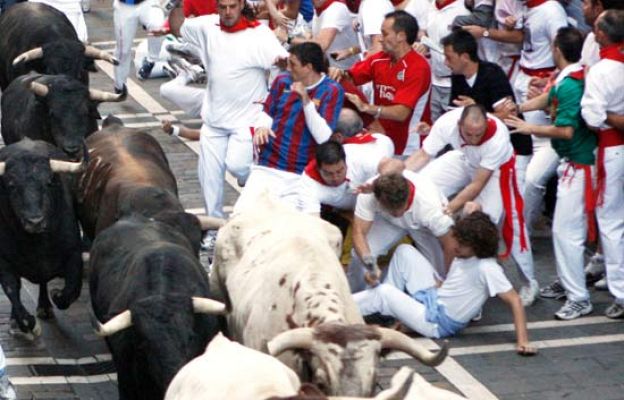 San Fermín - Peligroso cuarto encierro