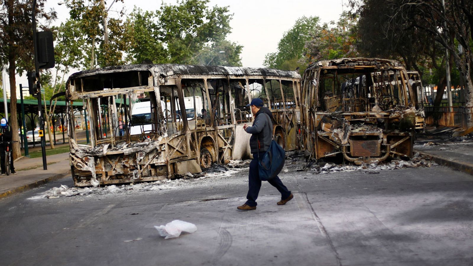 Chile | Piñera decreta el estado de emergencia en Santiago tras las fuertes protestas por la subida del precio del billete del metro