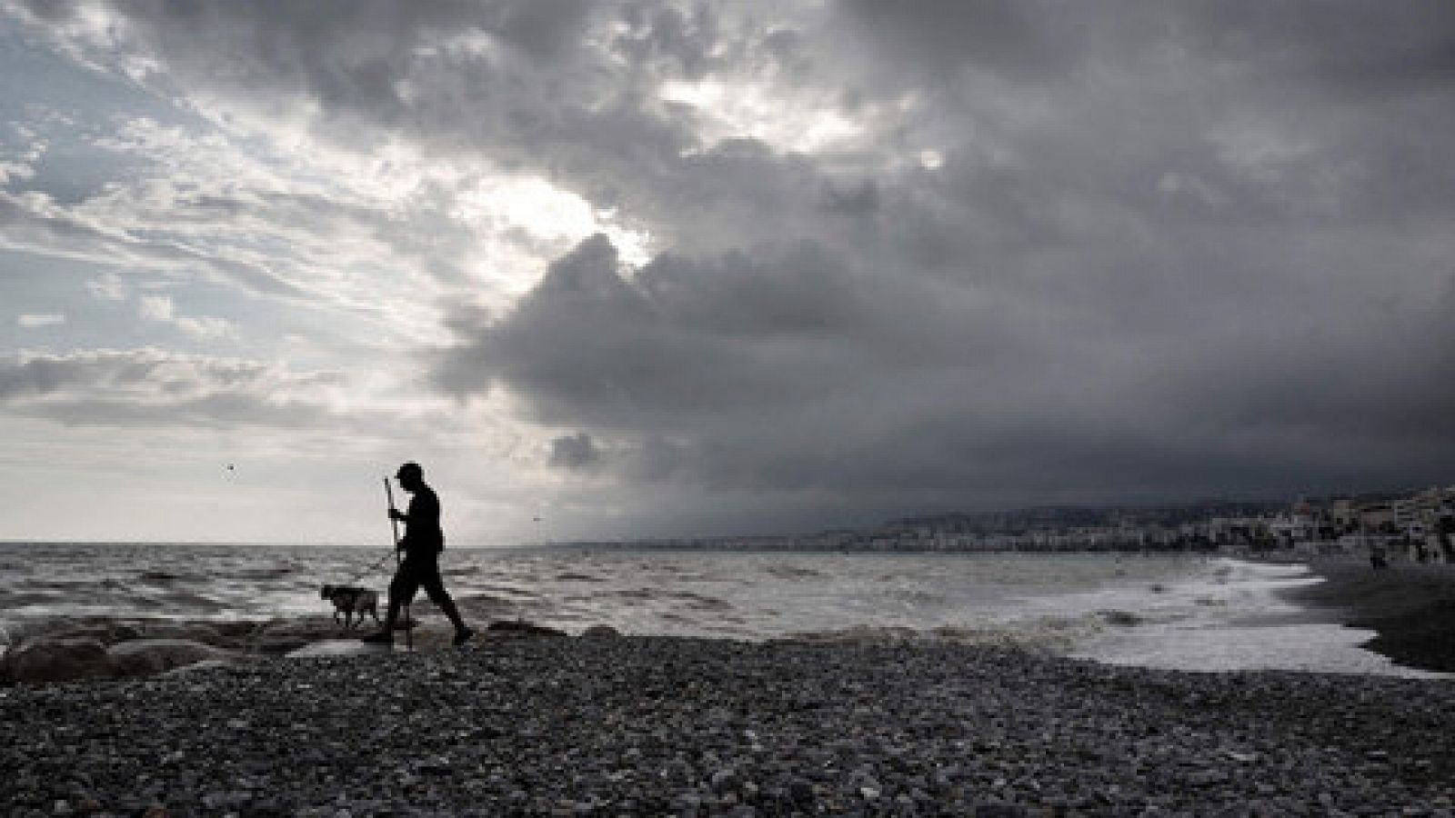 Descenso de las  temperaturas en la mitad oeste y pocos cambios en el resto