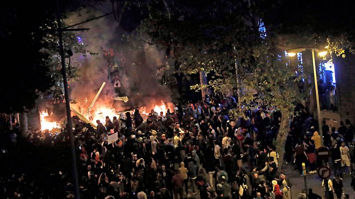 Catorce personas siguen hospitalizadas por los disturbios en Cataluña