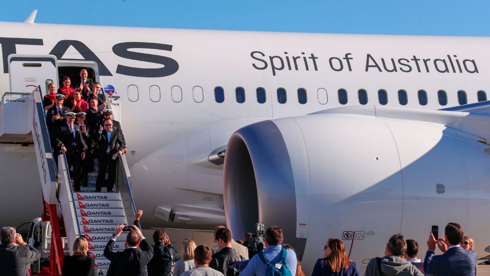 La aerolínea Qantas realiza un ensayo del vuelo comercial más largo, de Nueva York a Sídney - RTVE.es
