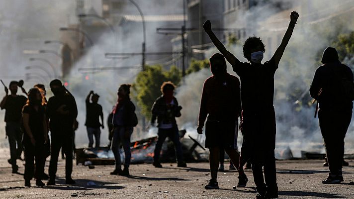 Telediario 1 - Al menos 11 muertos en las protestas en Chile