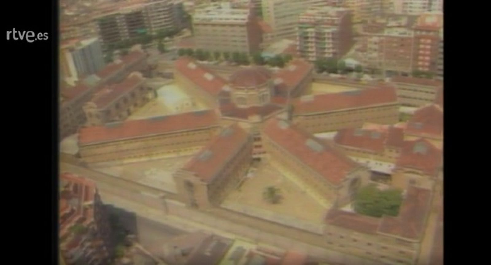 Debate - Las cárceles (1987) - Programas y Concursos en el Archivo de RTVE | Ver