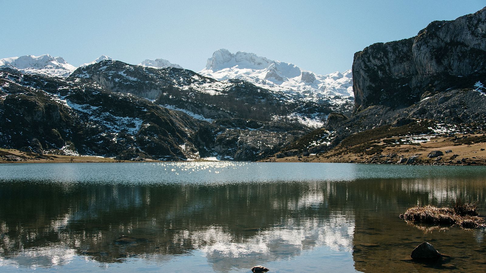 Lluvia muy fuerte en toda el área mediterránea y nieve en las montañas - ver ahora