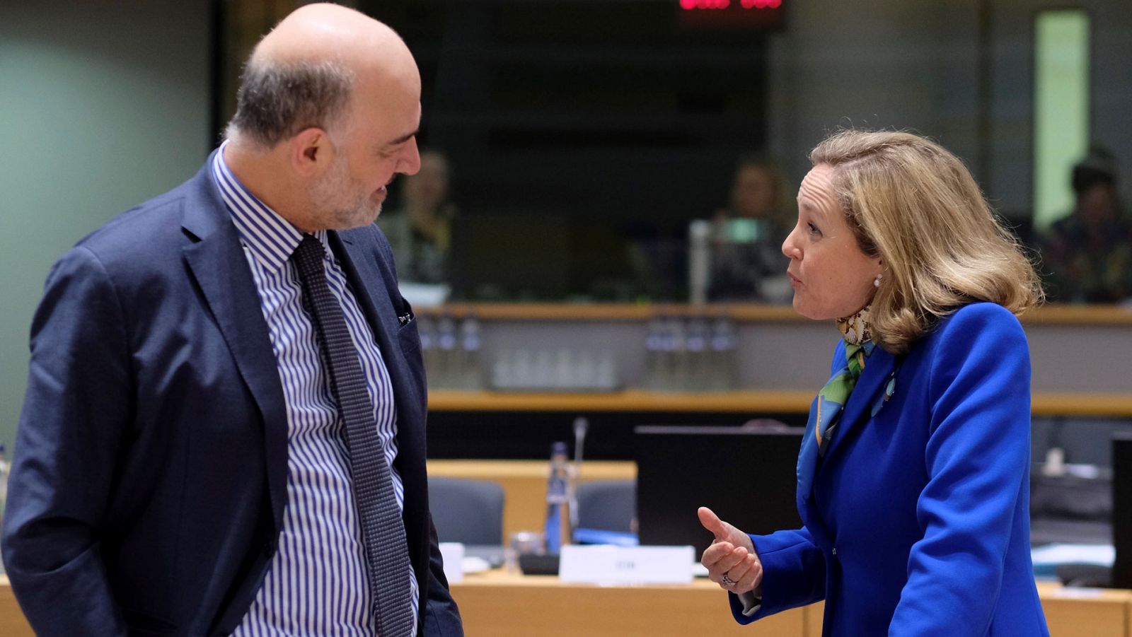 Bruselas ve riesgo de incumplimiento presupuestario - Informativo 24h | Ver