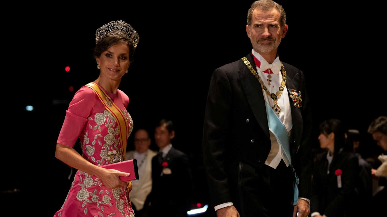 Corazón - Doña Letizia deslumbra en la entronización del emperador de Japón