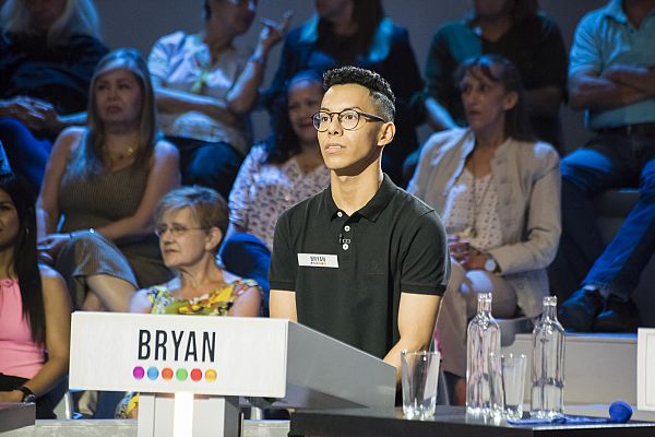 Bryan, estudiante de Ingenieria de Telecomunicaciones