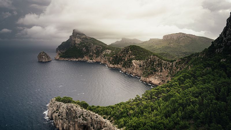 Precipitaciones fuertes o muy fuertes y persistentes en el tercio oriental peninsular y Baleares - ver ahora 