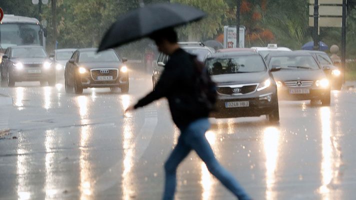 La DANA deja tres heridos en Ibiza, 130 litros en Levante y alerta roja en Girona