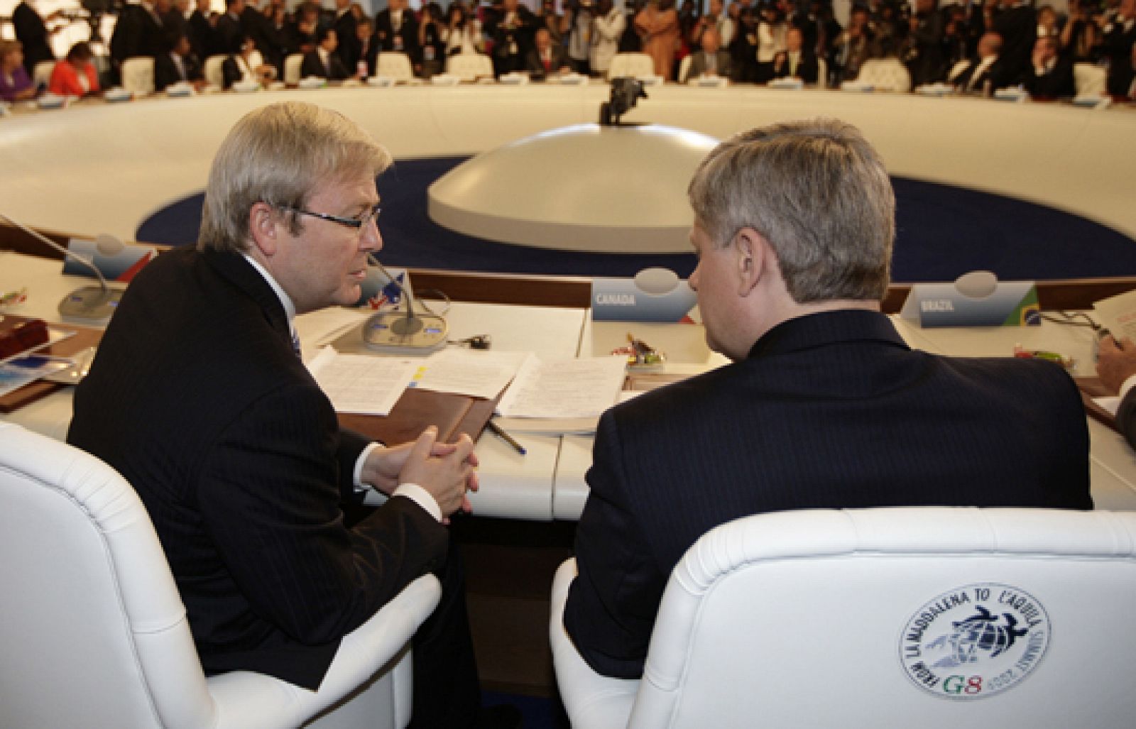 Última jornada de trabajo del G-8 en su reunión en L'Aquila