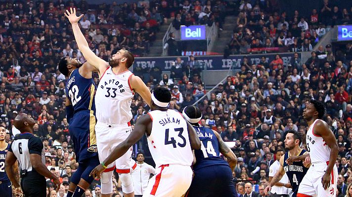 Los Raptors recogen el anillo de campeones y sufren para imponerse a Pelicans
