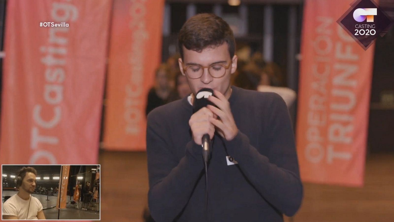 Un chico tiene su propia forma de entonar en inglés en la Fase 1 del casting OT 2020 en Sevilla