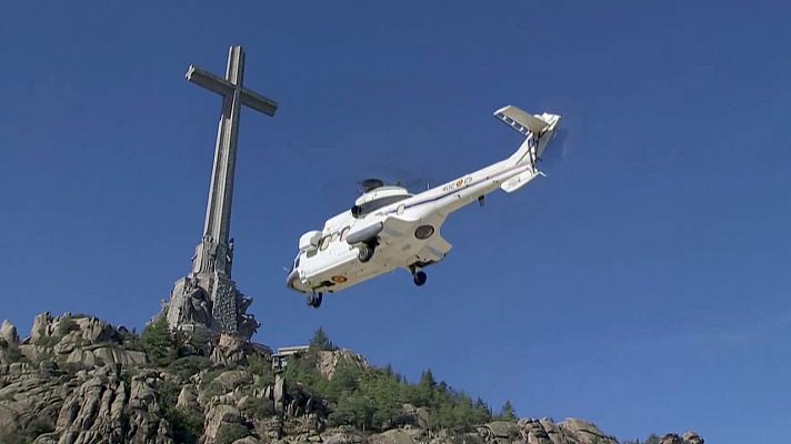 Los restos de Franco son trasladados en helicóptero