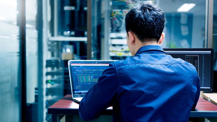 Telediario 1 - El 76% de las empresas españolas ha sufrido un ciberataque en los seis primeros meses de 2019