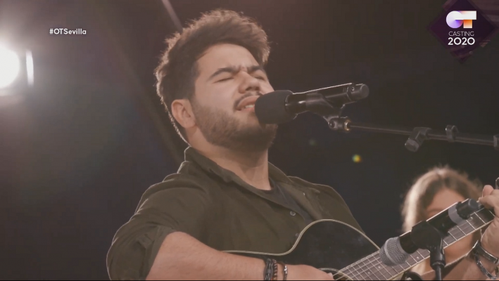 OT 2020 - Agus dedica una canción