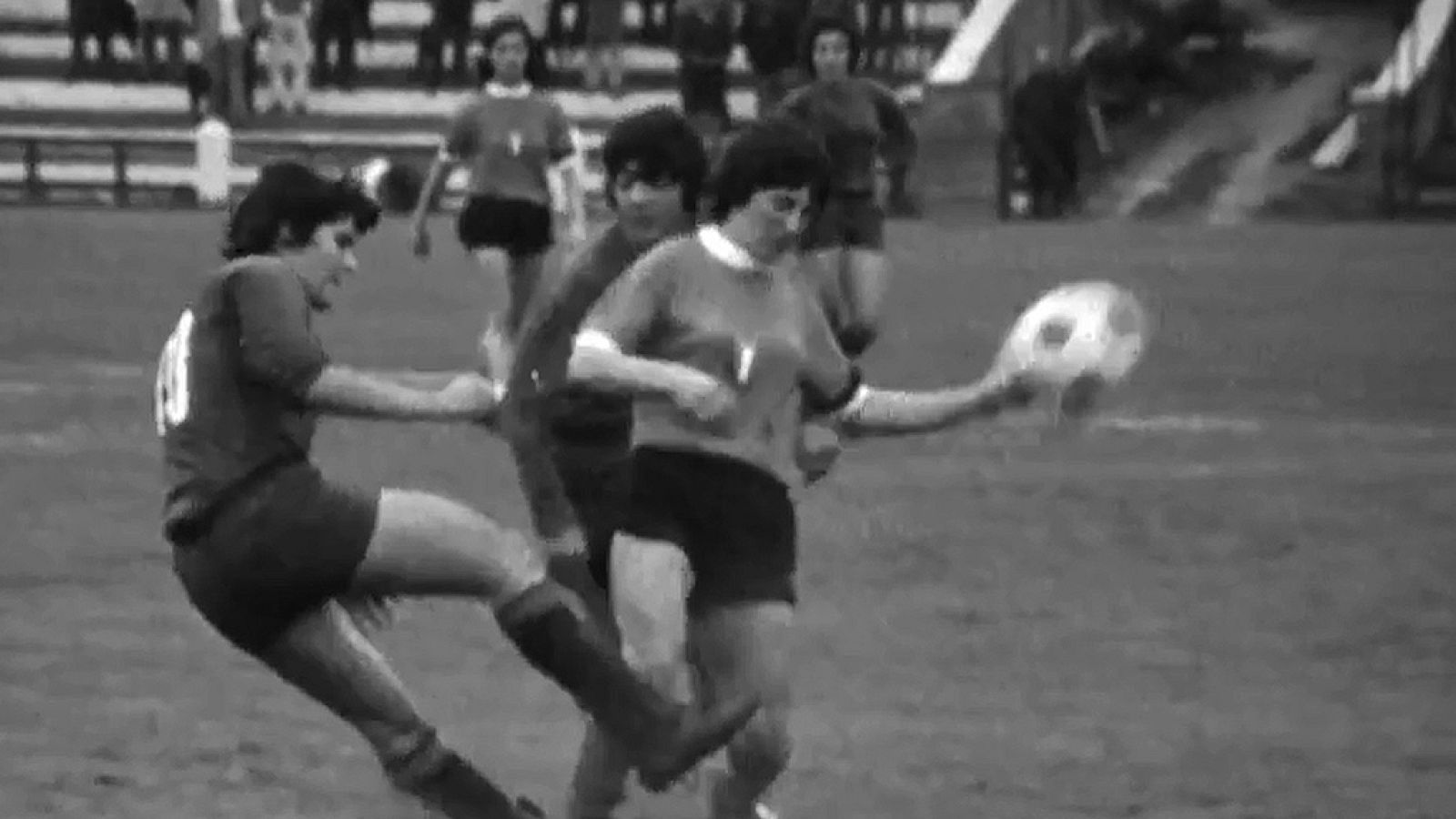 Conexión Vintage: Fútbol femenino | Ver