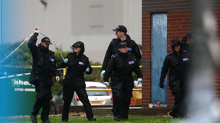 Telediario 1 - Cuatro detenidos en relación con los 39 cadáveres en un camión frigorífico en Reino Unido