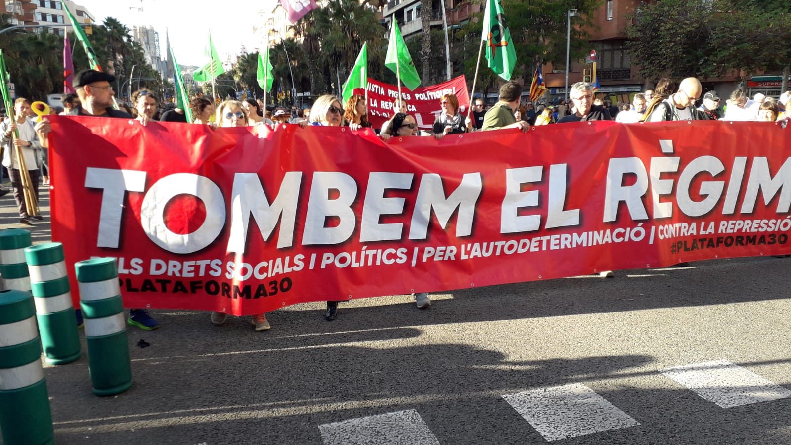 Cataluña: La Plataforma 3 de octubre convoca una manifestación "para tumbar el régimen" y "por la autodeterminación"