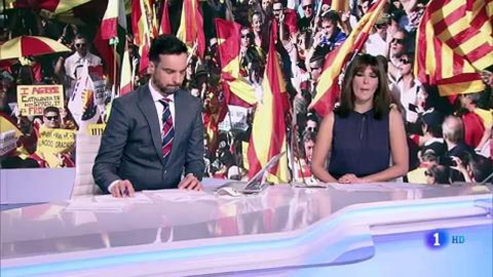 Políticos de PSOE, PP, Cs y Vox acuden a la manifestación de Sociedad Civil Catalana