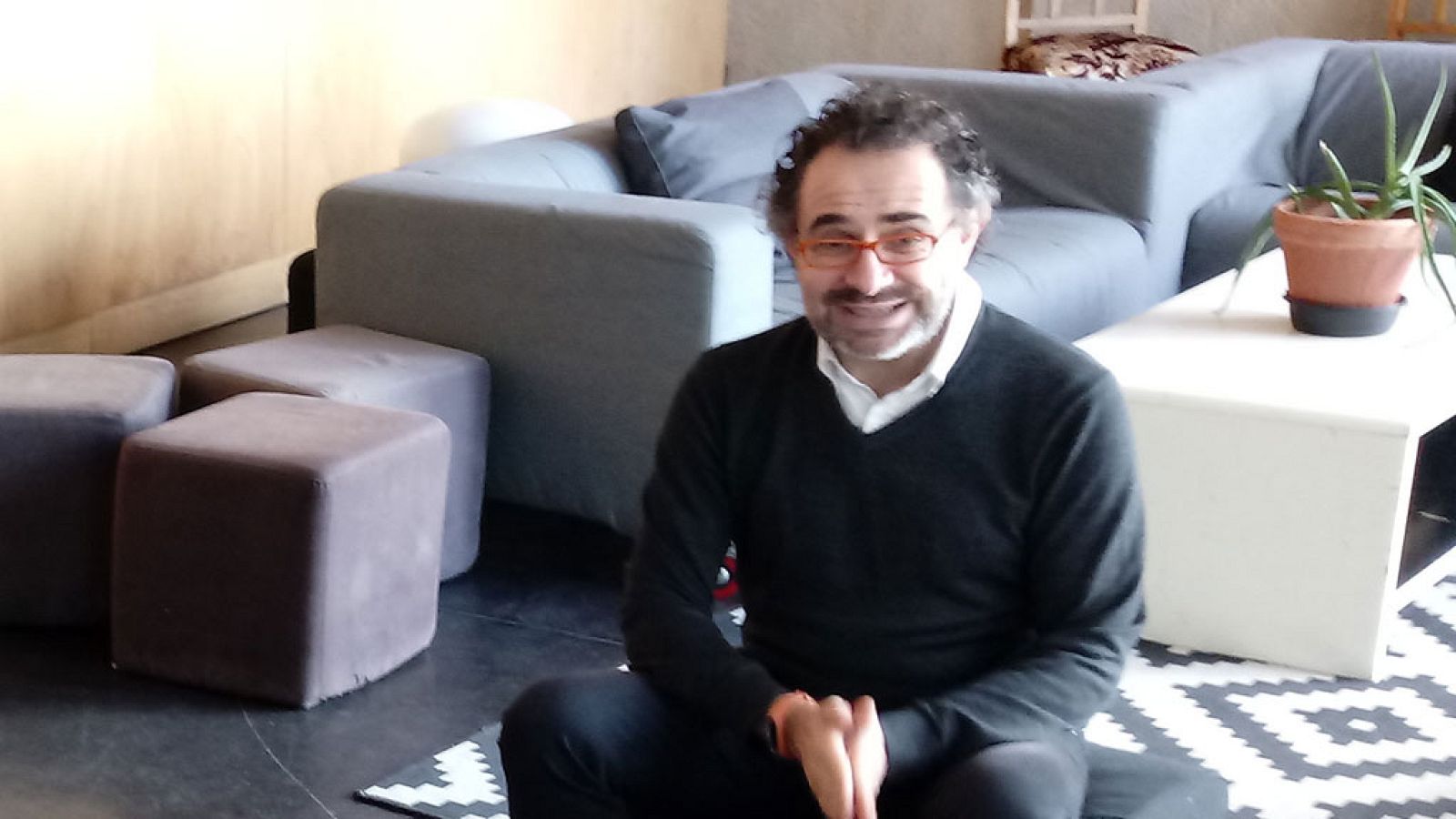 De seda y hierro - Abriendo caminos - ver ahora