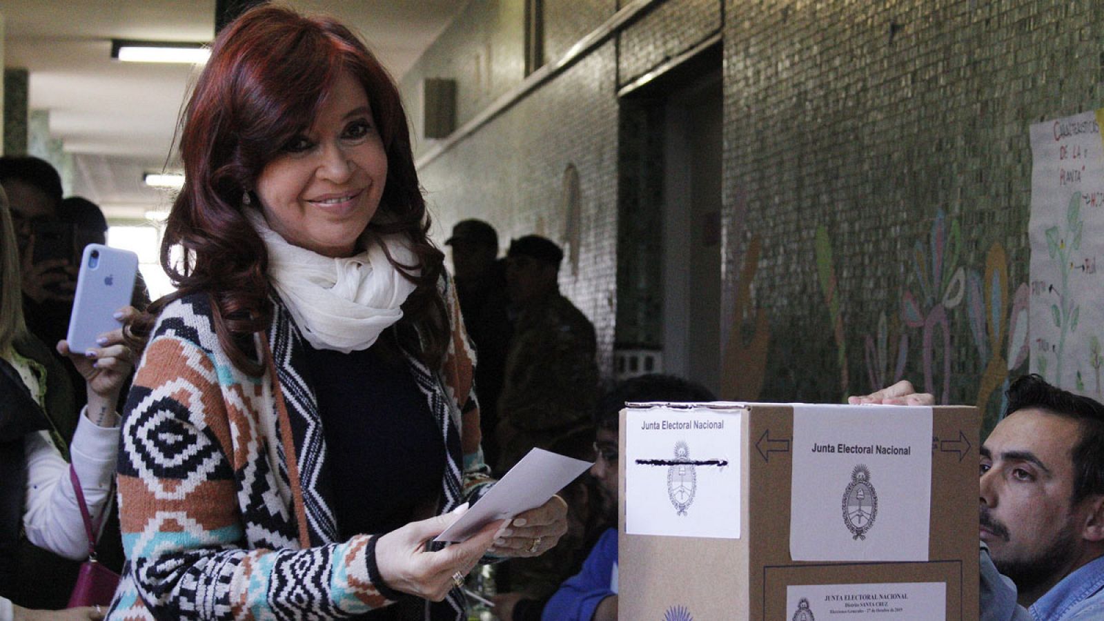 Telediario 1: Argentina acude a las urnas con la mirada puesta en la economía | RTVE Play