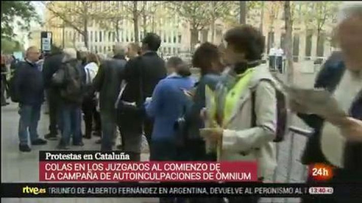 Colas en los juzgados de Barcelona para autoinculparse por el 'procés'