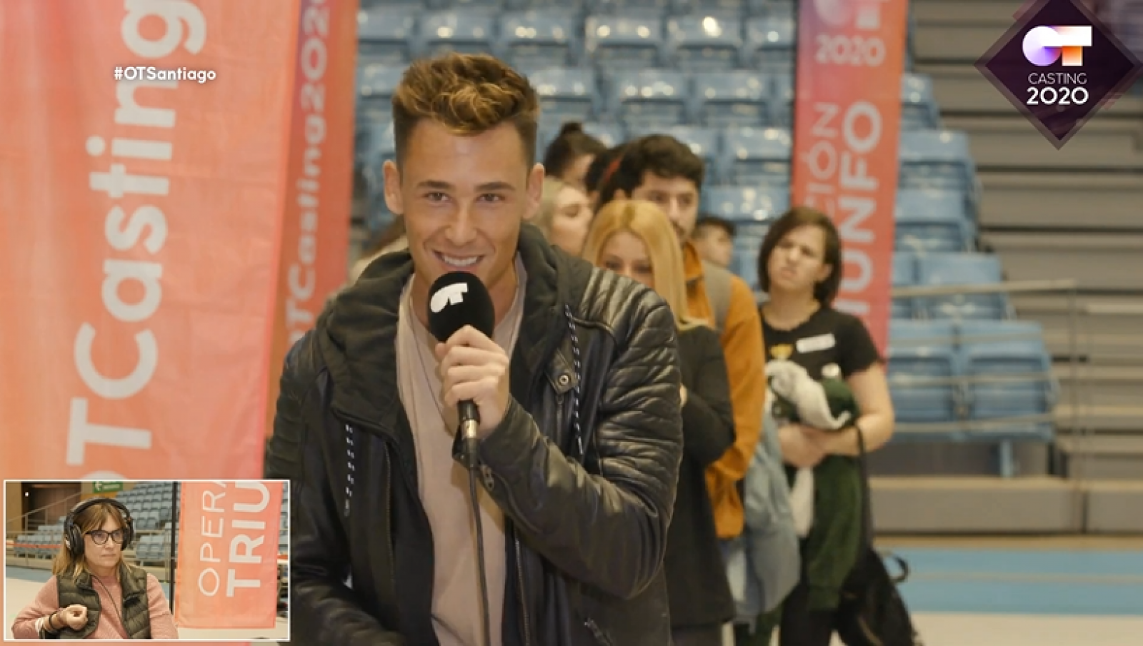 Chico sonriente en la Fase 1 del casting OT 2020 en Santiago de Compostela