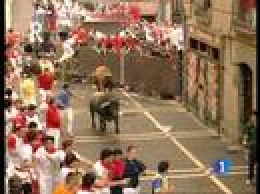 San Fermín - Sexto encierro. Lío en Mercaderes