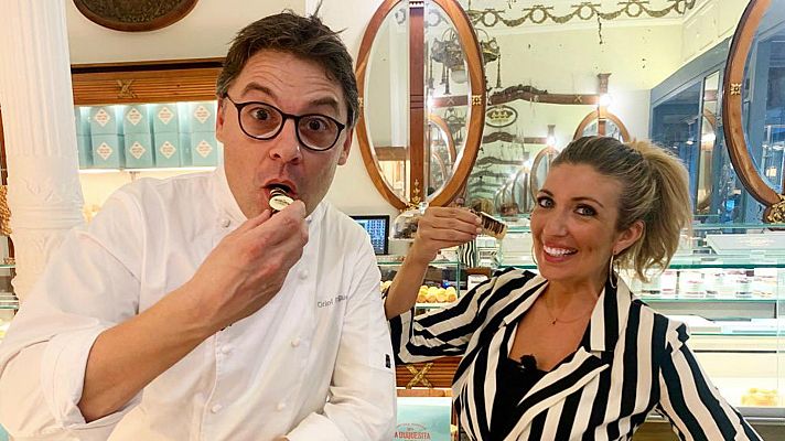 Huesos de santo con el sello de Oriol