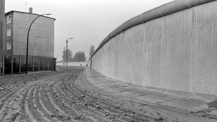 Documaster - Piedra a piedra: La construcción del telón de acero