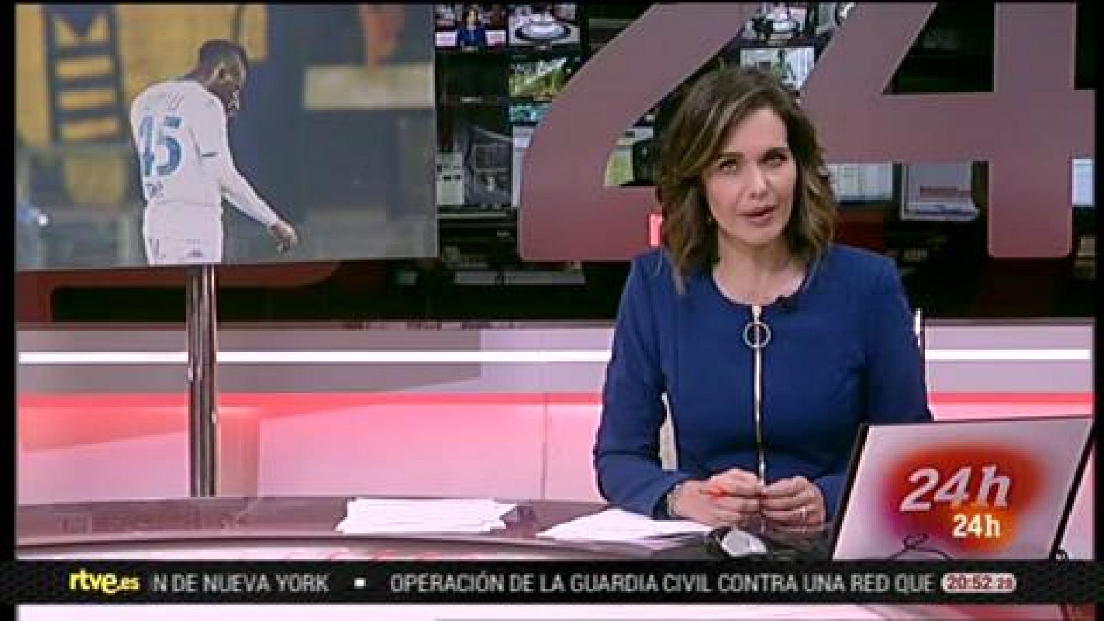 Telediario 1: Balotelli, centro de los cánticos racistas en la liga italiana | RTVE Play
